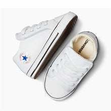 Laden Sie das Bild in den Galerie-Viewer, Jungen Sneaker Converse Chuck Taylor All Star Cribster Weiß